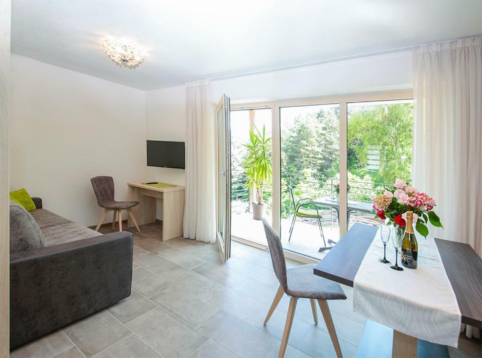 Gartenappartements Die Muehle Caldaro Luaran gambar